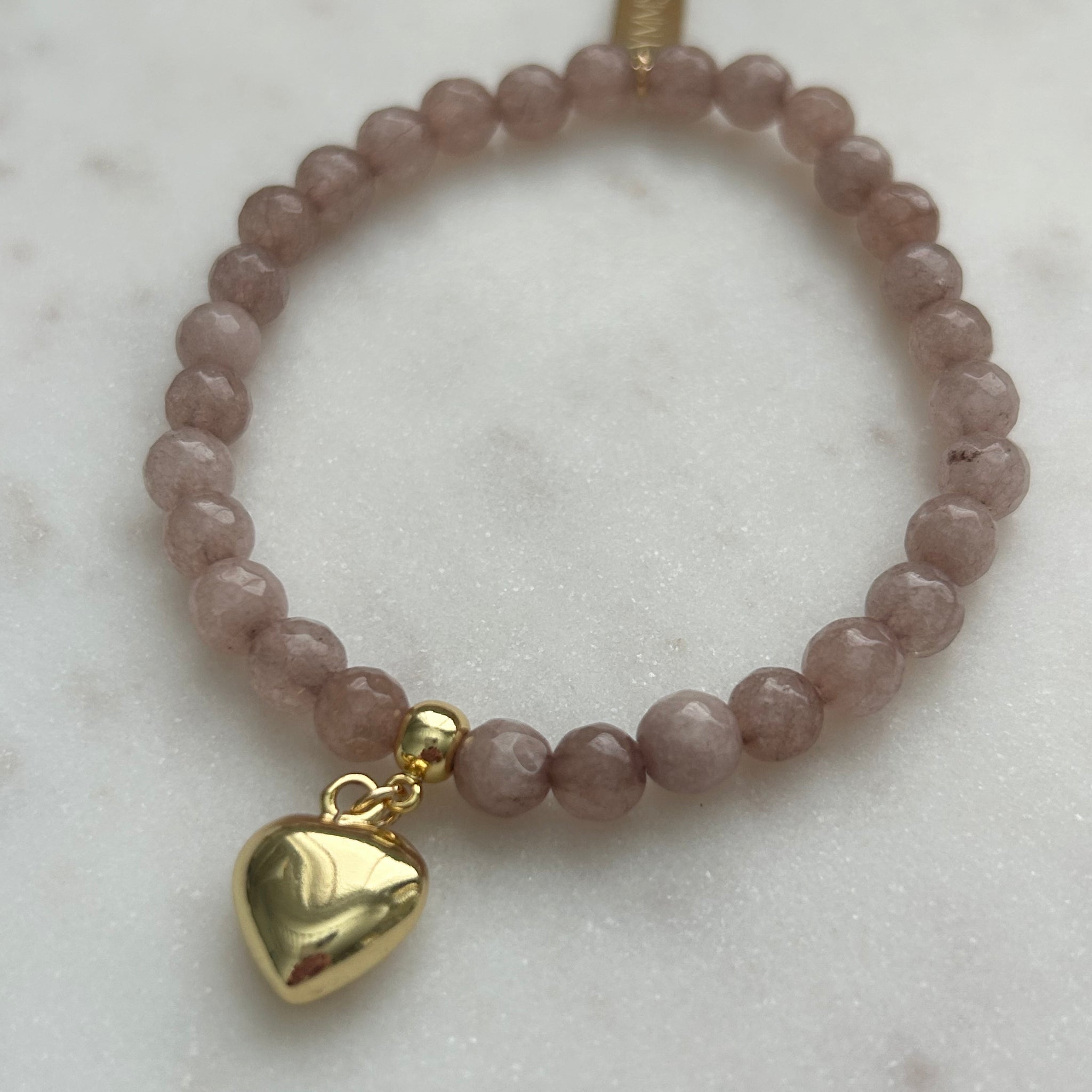 Armbandje roze klein