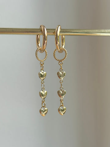 Chain of hearts
