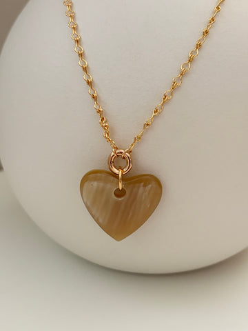 Lange ketting hart buffelhoorn (licht)