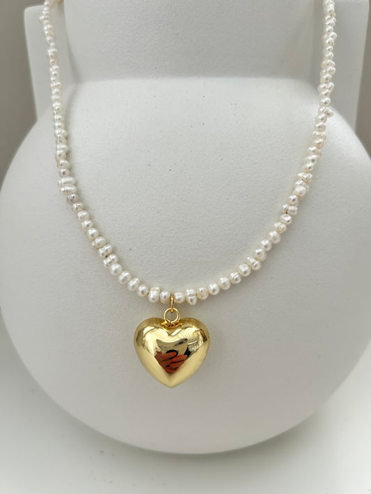 Ketting kleine parels hart goud klein
