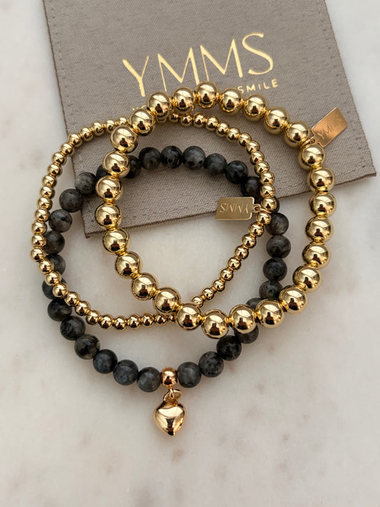 Armbandje hartje klein donkergrijs