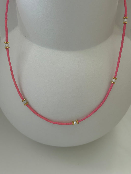 Kraaltjes ketting roze