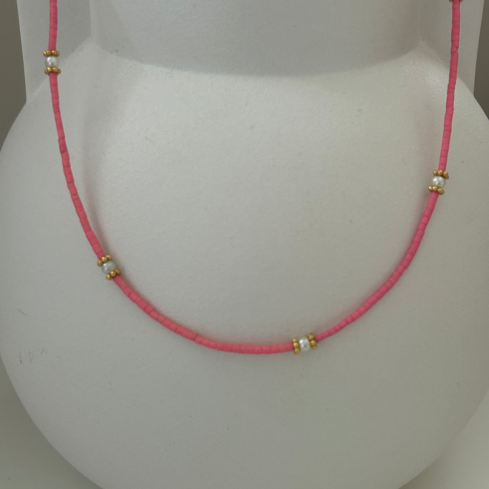 Kraaltjes ketting roze