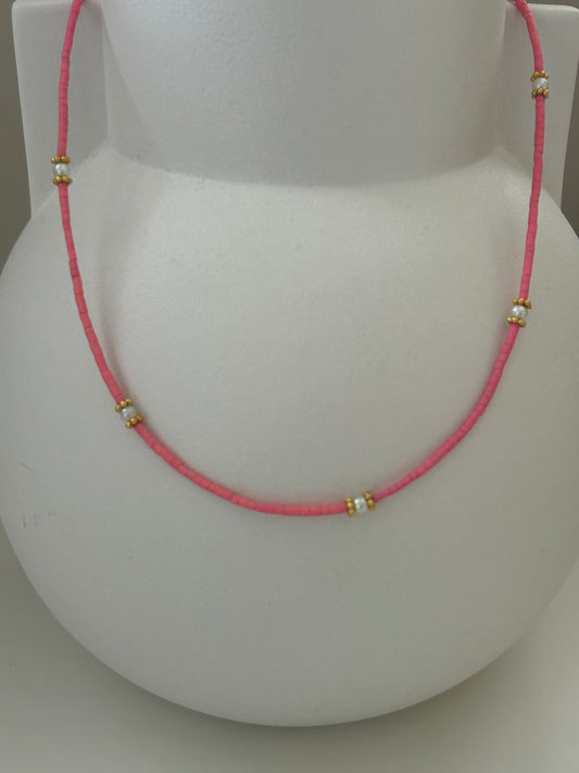 Kraaltjes ketting roze